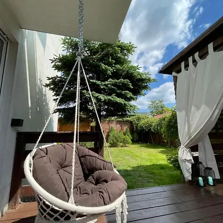 شقة Ogrod Victorii - Apartament Z Duzym Ogrodem, Tarasem I Altana غدانسك