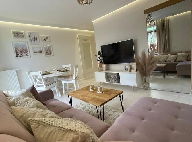 Ogrod Victorii - Apartament Z Duzym Ogrodem, Tarasem I Altana Lägenhet Gdańsk