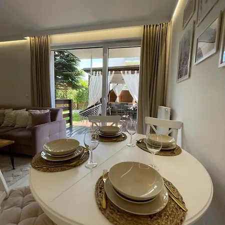 Ogrod Victorii - Apartament Z Duzym Ogrodem, Tarasem I Altana Daire
